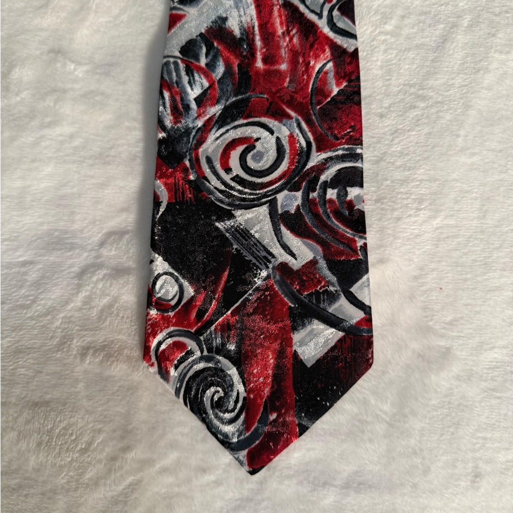 Barry Manufacturing Men's Red/Black/Silver Abstract Necktie